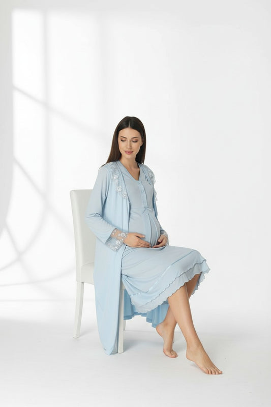 Blue 4-piece maternity set by Mini Plum – lace detail and V-neck, maternity & nursing