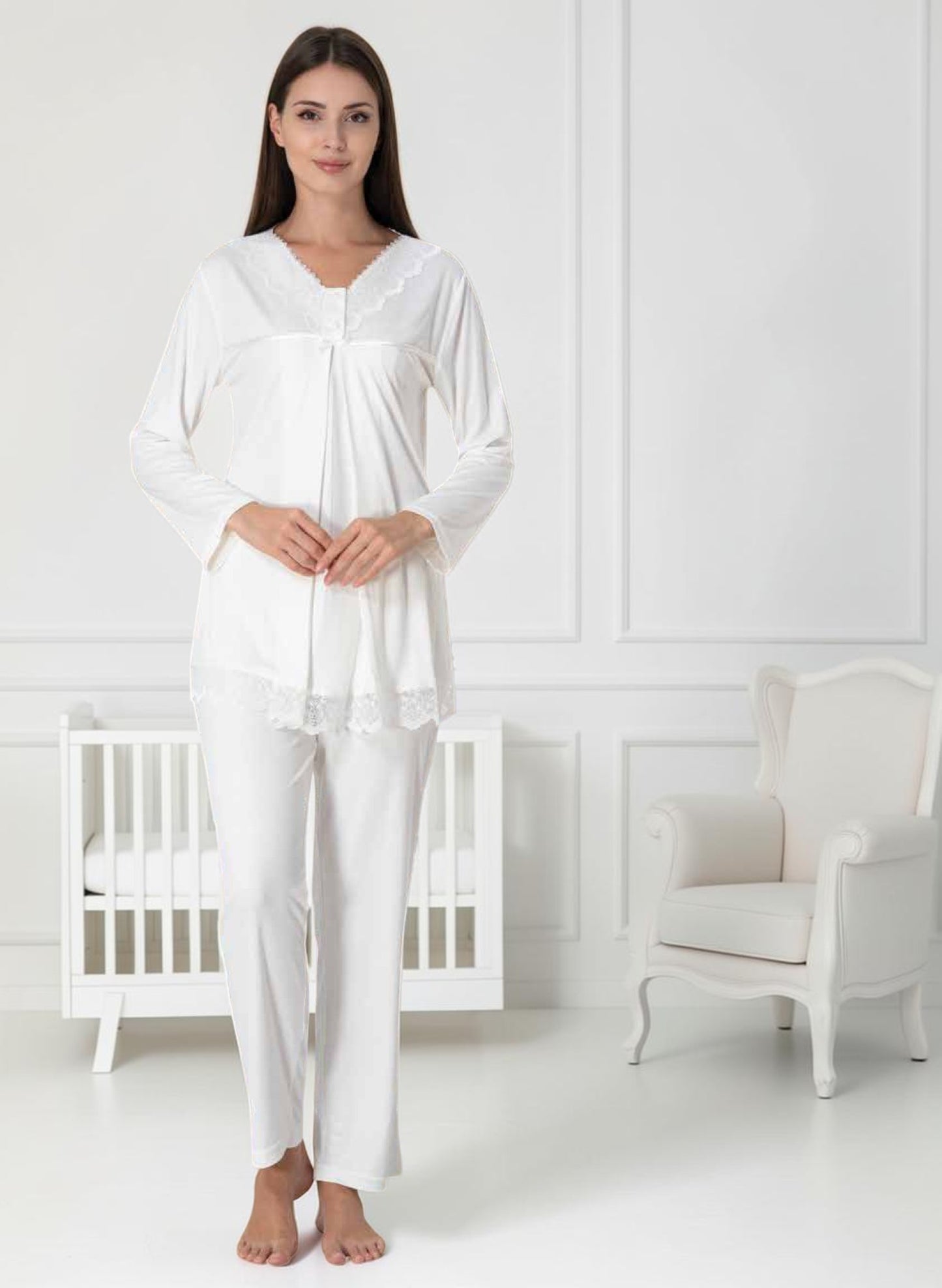White pyjama & robe set by Mini Plum – long-sleeve nursing nightwear with V-neck, breastfeeding-friendly, hospital bag ready