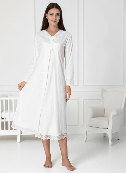 White nightie & robe set by Mini Plum – long-sleeve nursing nightwear with V-neck, breastfeeding-friendly, hospital bag ready