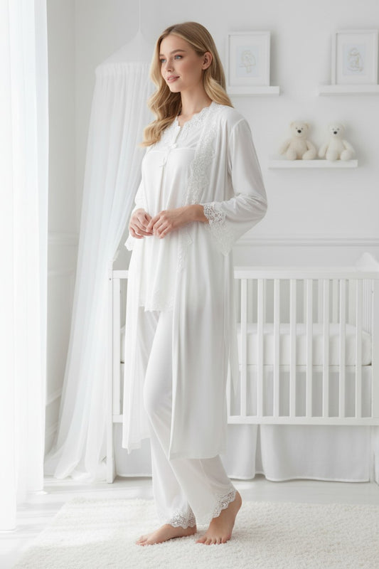 White pyjama & robe set by Mini Plum – lace detail and V-neck, maternity & nursing